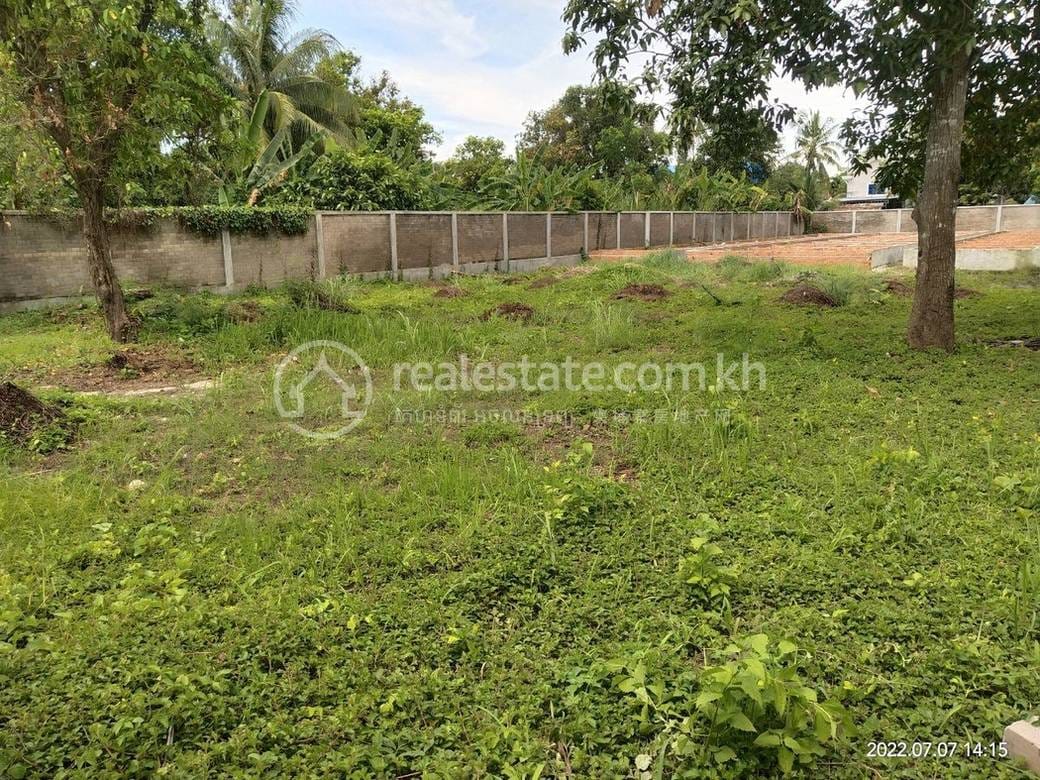 Chbar Ampov土地出售，价格$740,000