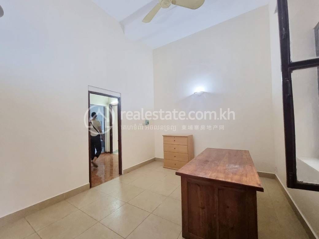 វីឡា សំរាប់ជួល នៅDaun Penh តម្លៃ $1,500