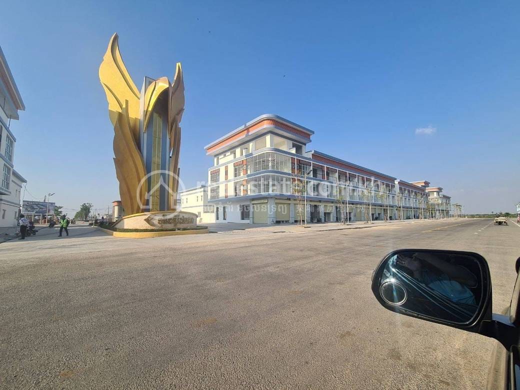 Mukh Kampul Shophouse For Rent in Mukh Kampul