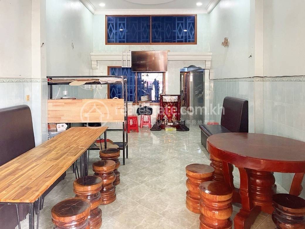 Sihanoukville店屋出售，价格$330,000