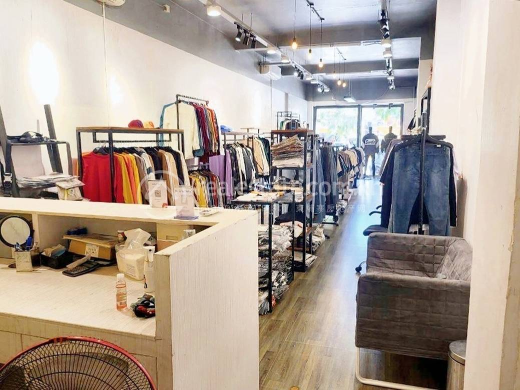 Boeng Keng Kang CommercialShophouse សំរាប់លក់ នៅBoeng Keng Kang