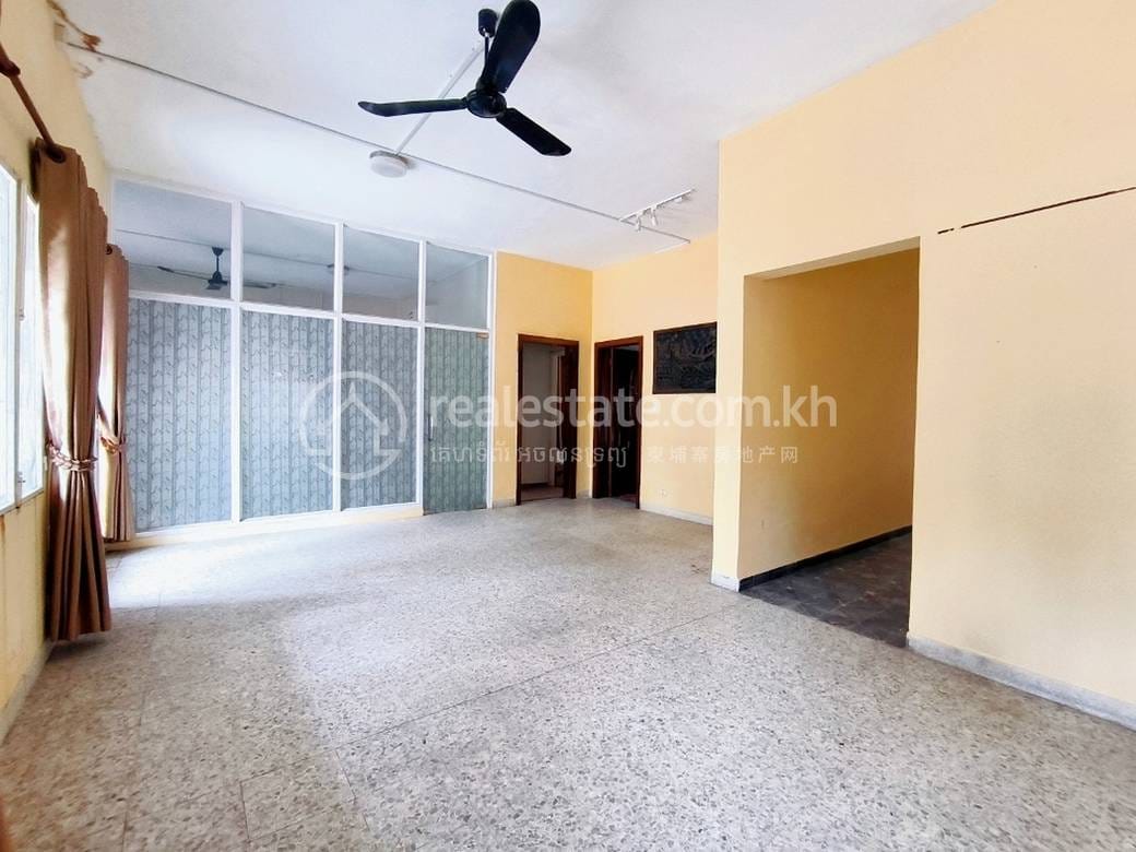 Villa For Rent in BKK 1, Boeng Keng Kang, Phnom Penh
