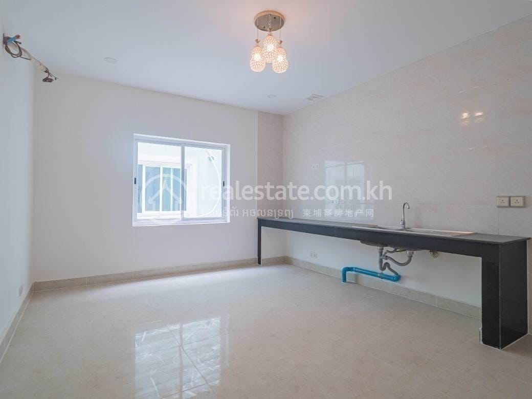 Tonle Bassac Shophouse Na prodej in Tonle Bassac