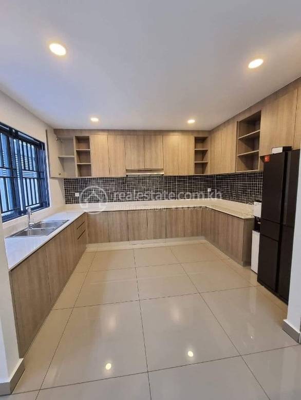 Dangkao에 있는 별장 매매 $1,150,000