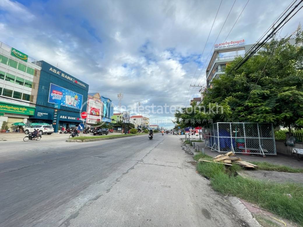 Flat House For Sale in Dangkao $305,000