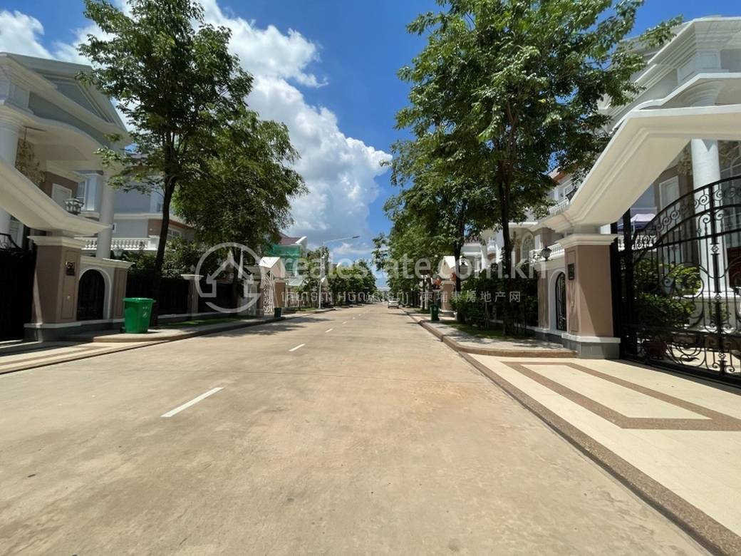 684 sqm Living Size Вилла Для Аренды in Meanchey