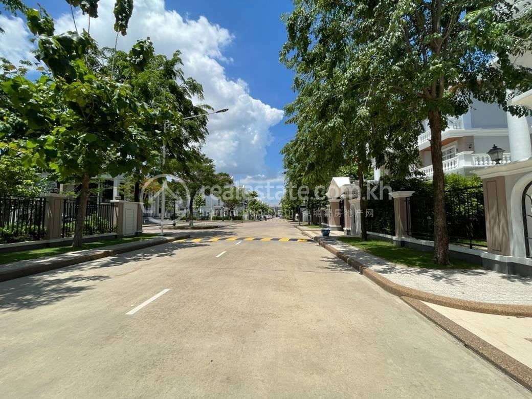 Вилла Для Аренды with 4 Parking Space