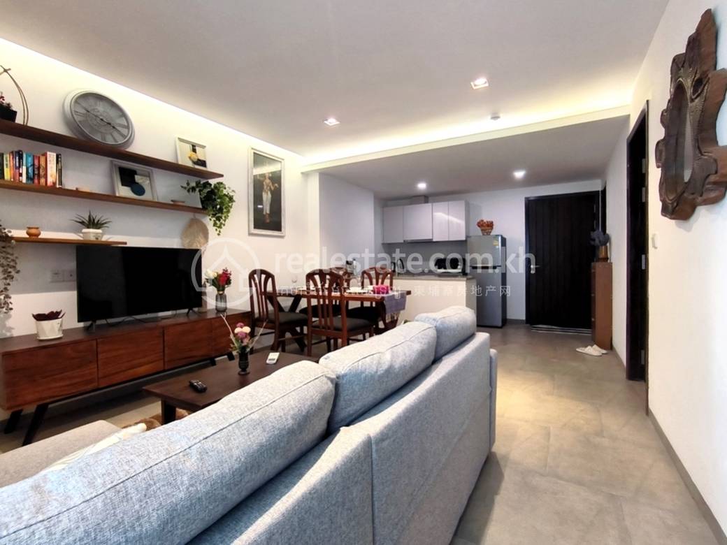Urban Village Phase 1 | 인테리어 됨 콘도 For Sale & Rent