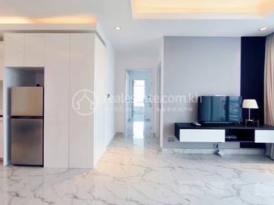 2 Bedrooms Condo K pronájmu for $1,800
