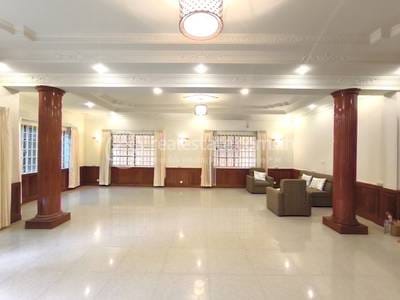 5 Bedrooms Villa For Rent for $4,800