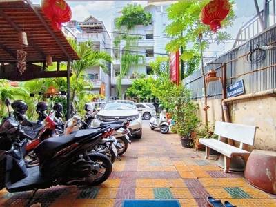 BKK 1, Chamkarmon, Phnom Penh