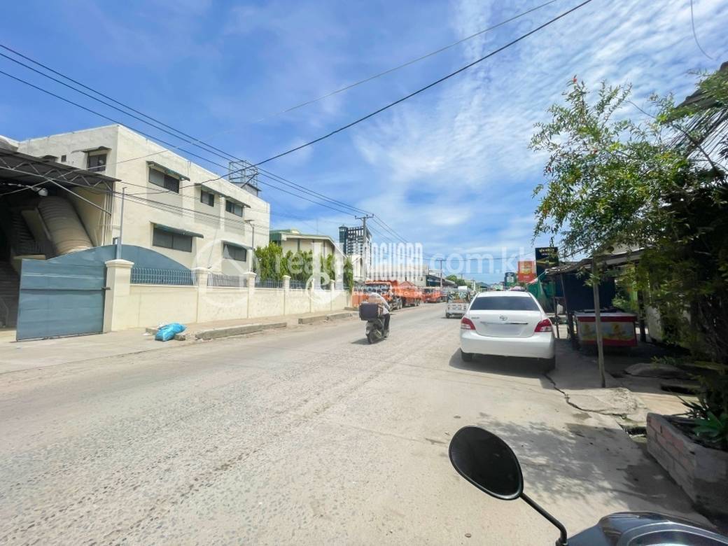 Lot For Sale in Meanchey $4,638,000