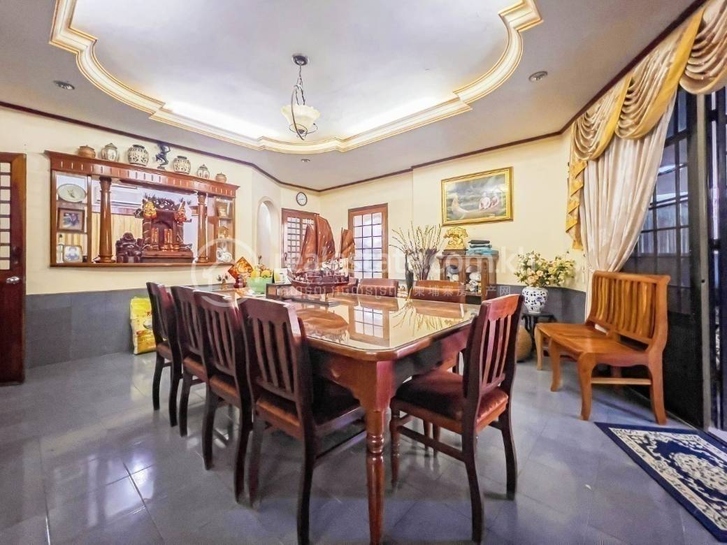 Villa For Sale & Rent in Boeng Keng Kang $1,100,000