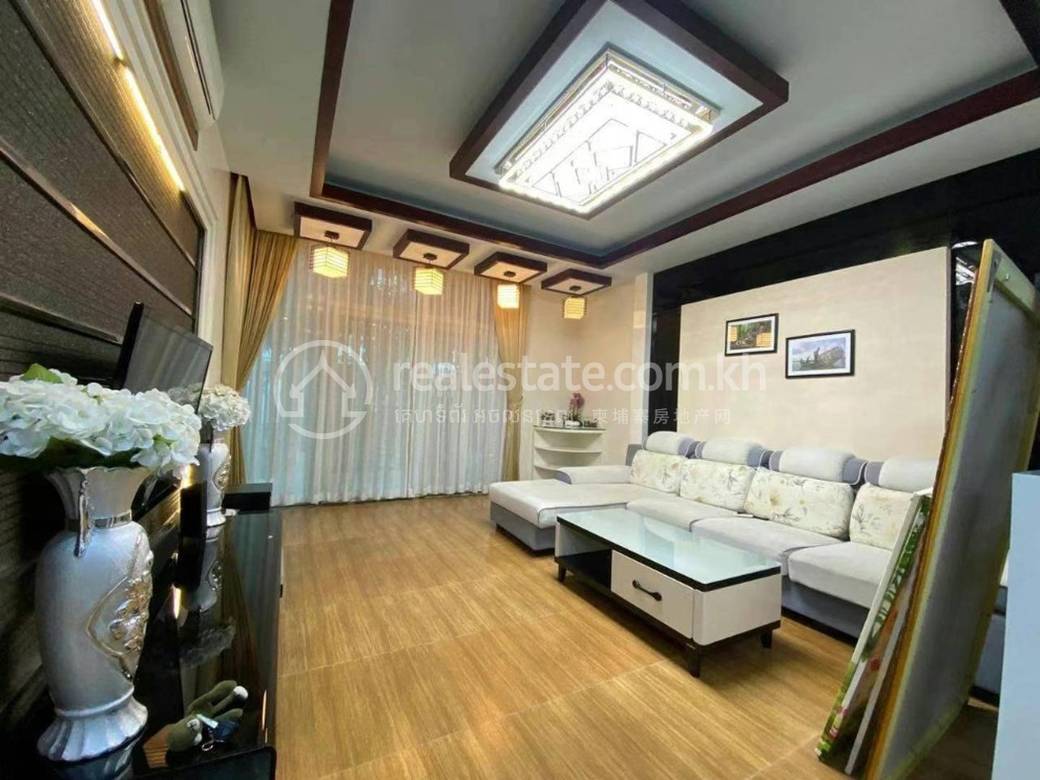 Villa For Rent in Chamkarmon $3,800