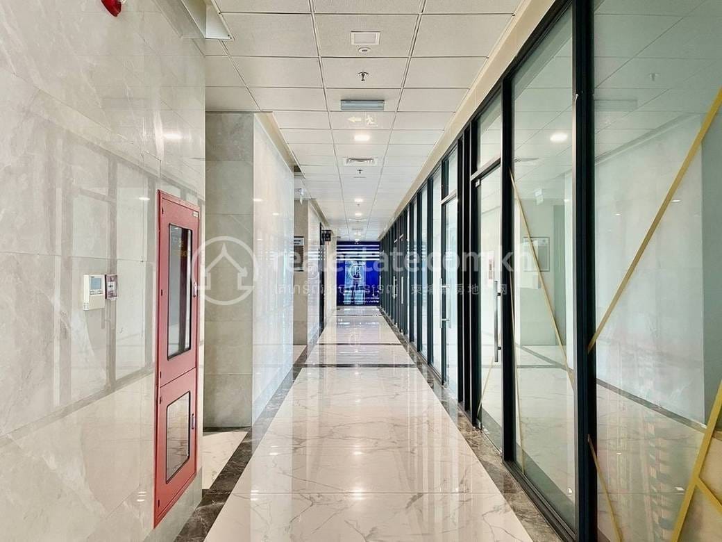 Offices For Rent in Chamkarmon $1,826