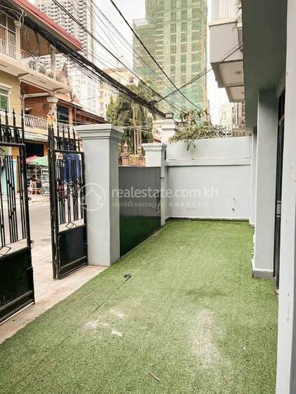 Budynek Na wynajem w Boeng Keng Kang $2,200