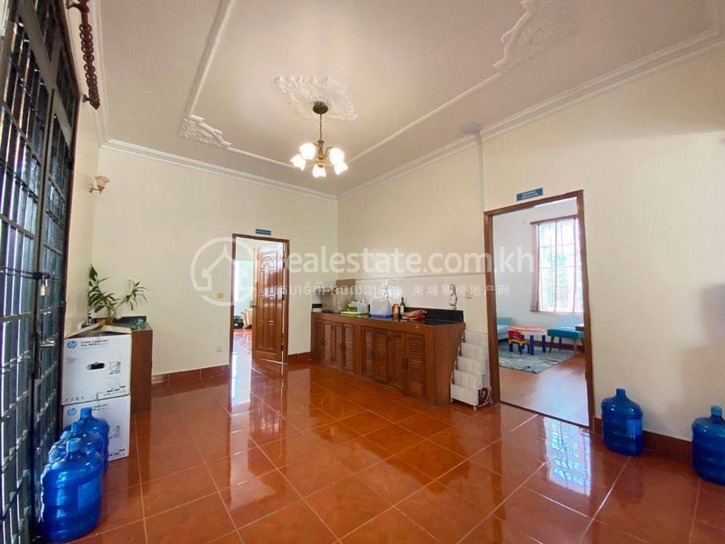 Toul Kork别墅出售，价格$750,000