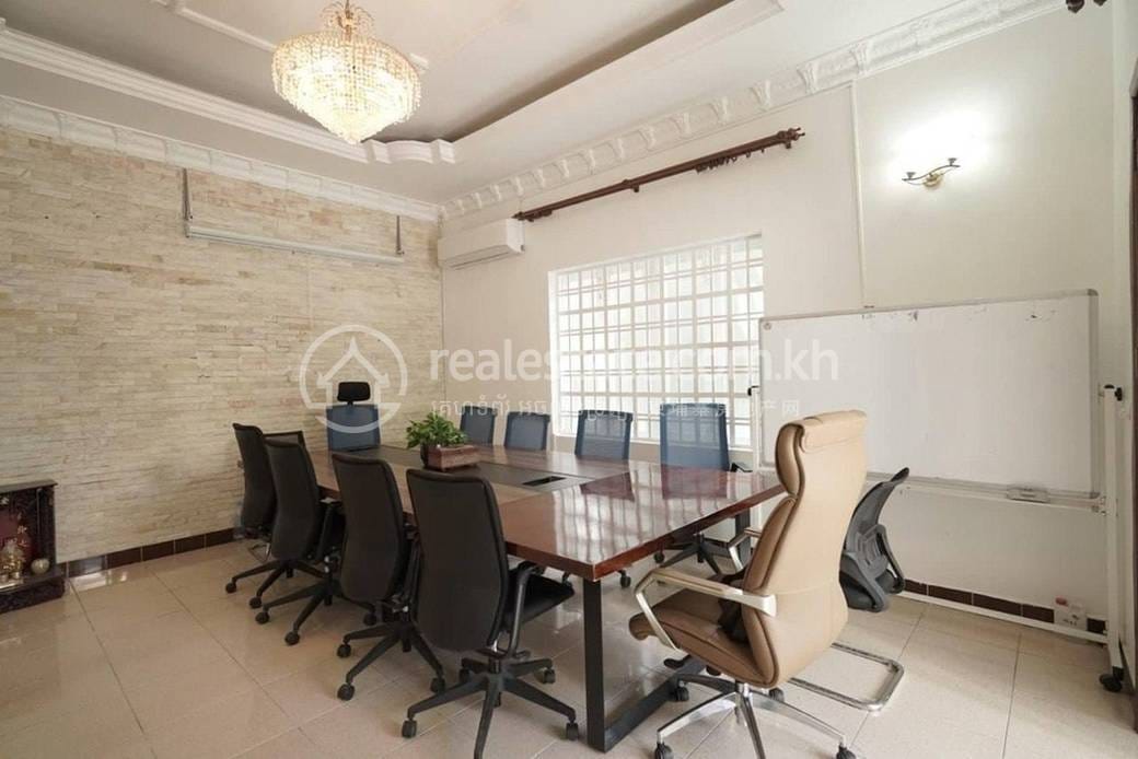 Boeung Kak 2别墅出售，位于Boeung Kak 2