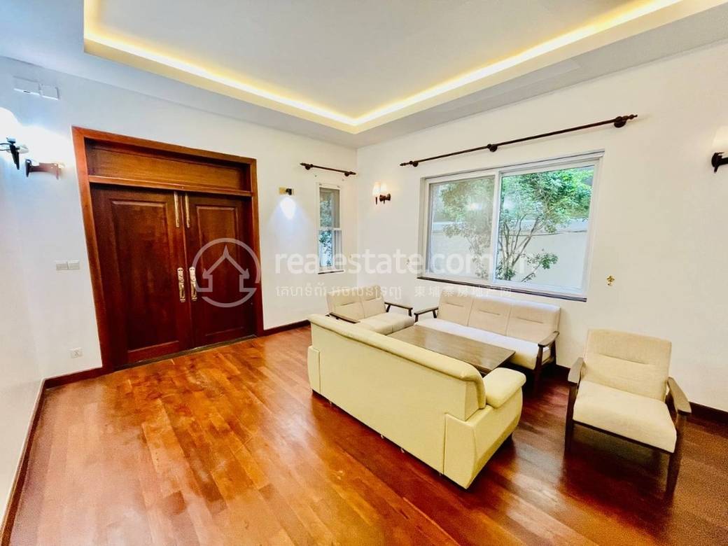 Chamkarmon别墅出租，价格$3,700