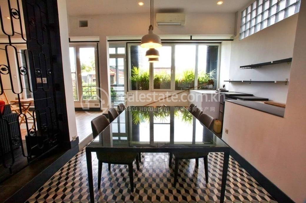 อพาร์ทเม้นท์ สำหรับขาย ใน 7 Makara $180,000