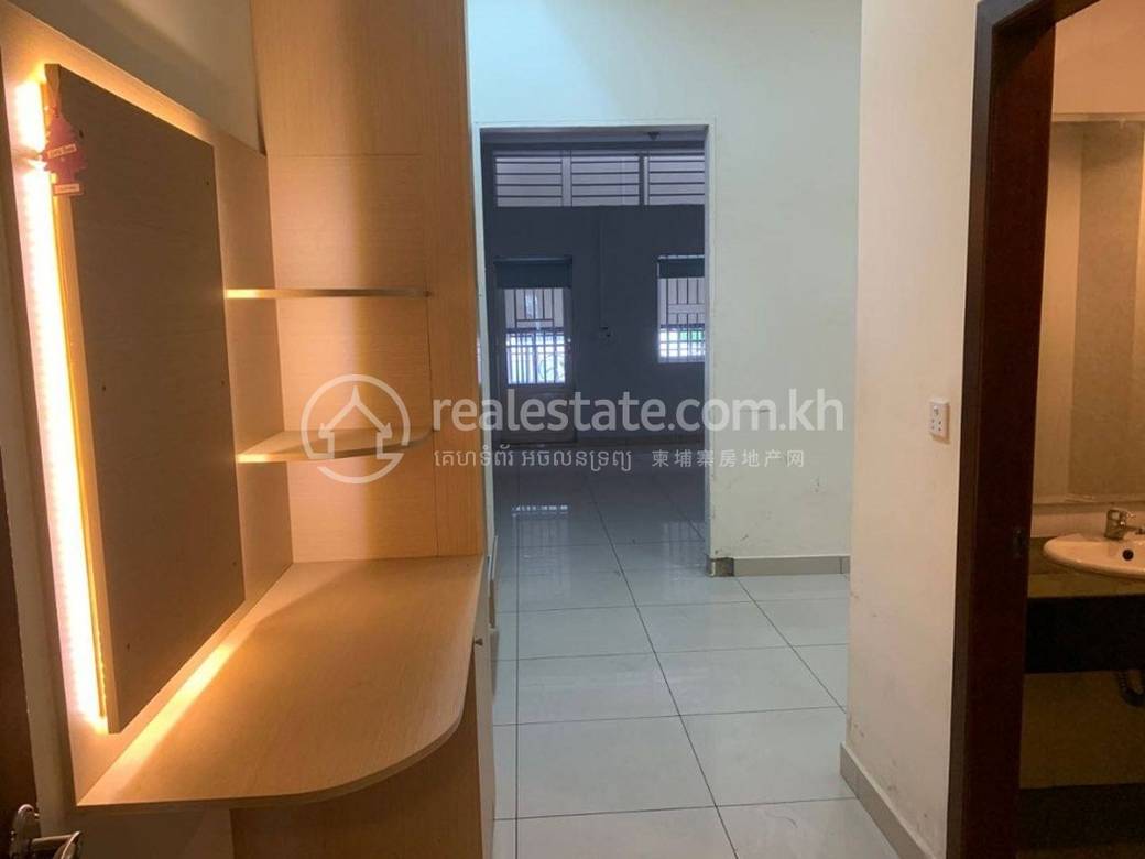 Tuek Thla Flat House For Rent in Tuek Thla