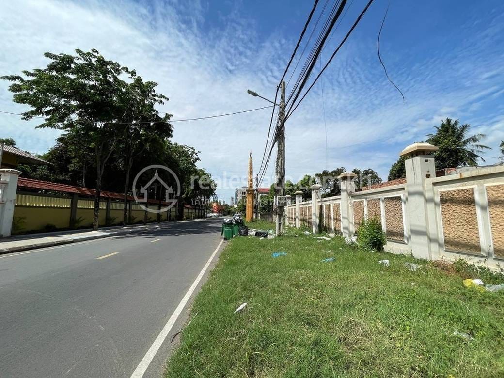 Chroy Changvar Chroy Changvar에 있는 Lot For Sale & Rent