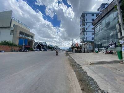  , Phnom Penh Thmey, Сен Сок, Пномпень