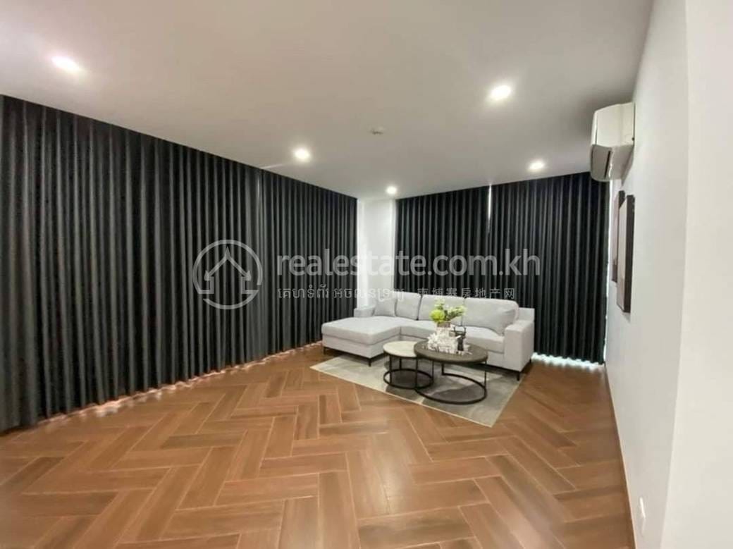 110 sqm Living Size Serviced Apartment For Rent in Boeng Keng Kang