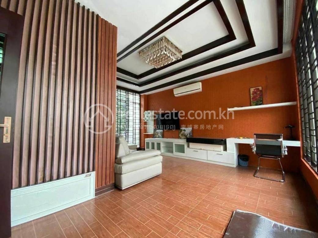 Tonle Bassac Villa For Rent in Tonle Bassac