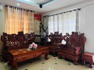 Chbar Ampov别墅出租，位于Chbar Ampov