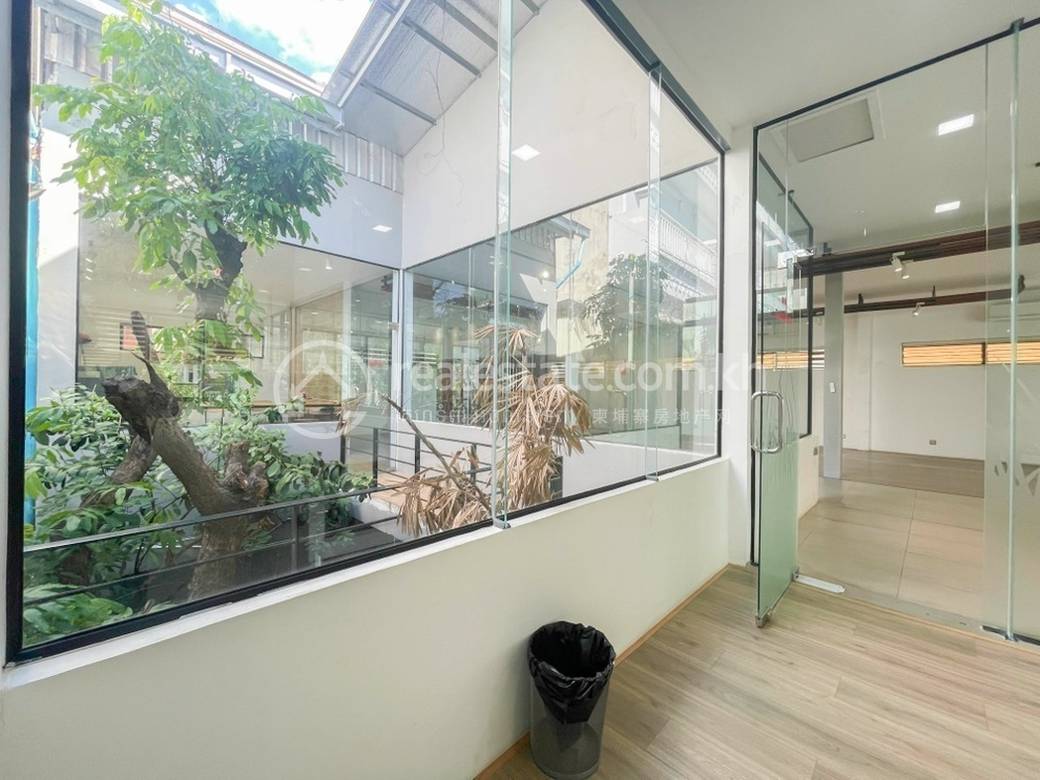 Daun Penh Kanceláře K pronájmu in Boeng Reang Daun Penh $3,600