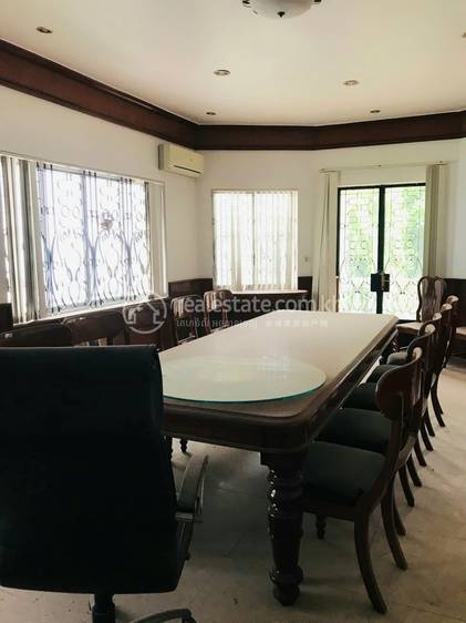 วิลล่า สำหรับเช่า ใน Boeng Keng Kang $8,000