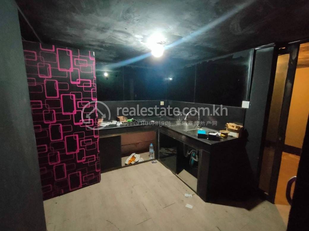 ផ្ទះលក់ដូរ តម្លៃ $3,500