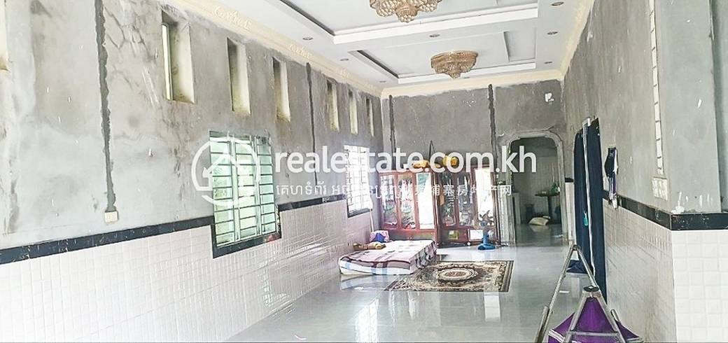 House and lot Na prodej with 20 Parking Space