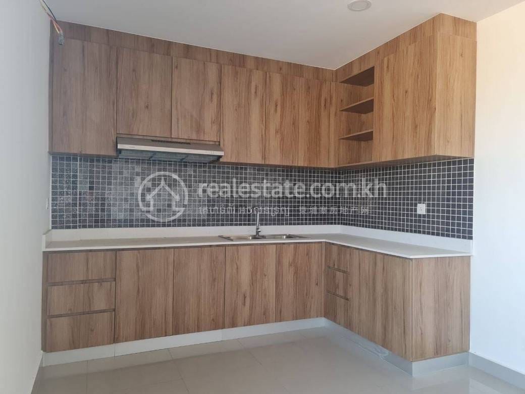 Meanchey店屋出租，价格$1,200