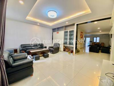 residential Twin Villa1 for rent2 ក្នុង Chak Angrae Leu3 ID 2334984