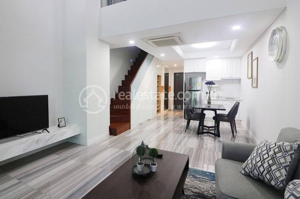 Apartment For Rent with 1 Parking Space
