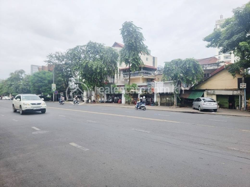 Lot สำหรับขาย ใน Boeng Keng Kang $7,992,000