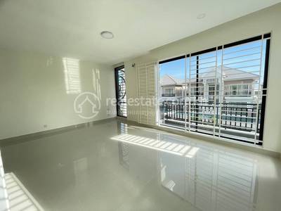 Twin Villa For Sale in Nirouth, Chbar Ampov, Phnom Penh