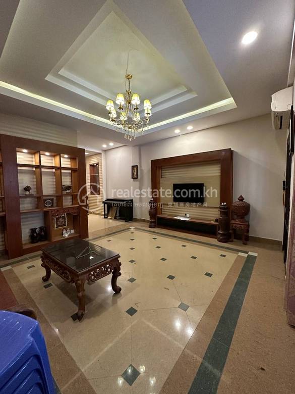 Chbar AmpovHouse and lot出租，价格$600