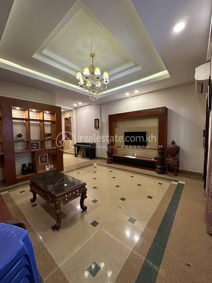 Chbar AmpovHouse and lot出租，价格$600