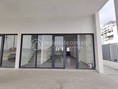 residential House for rent ใน Chak Angrae Leu รหัส 233526