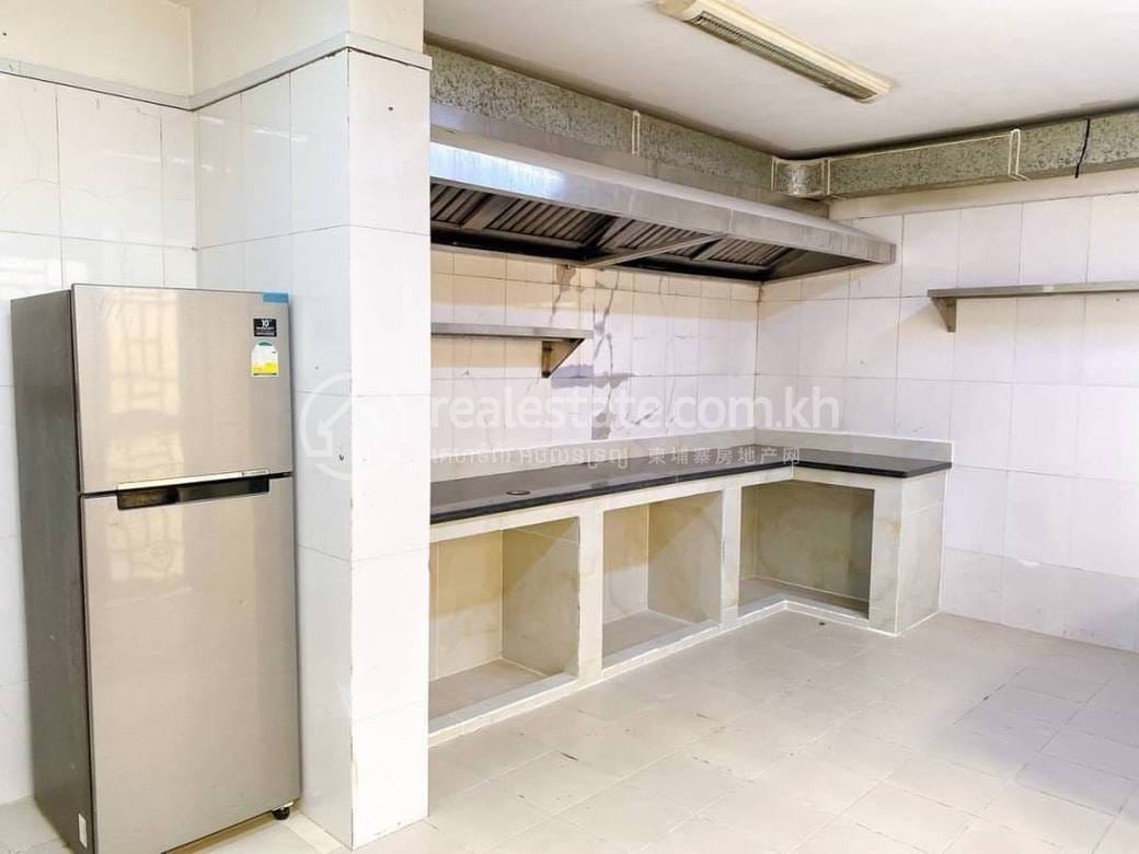 BKK 1 House and lot For Rent in BKK 1