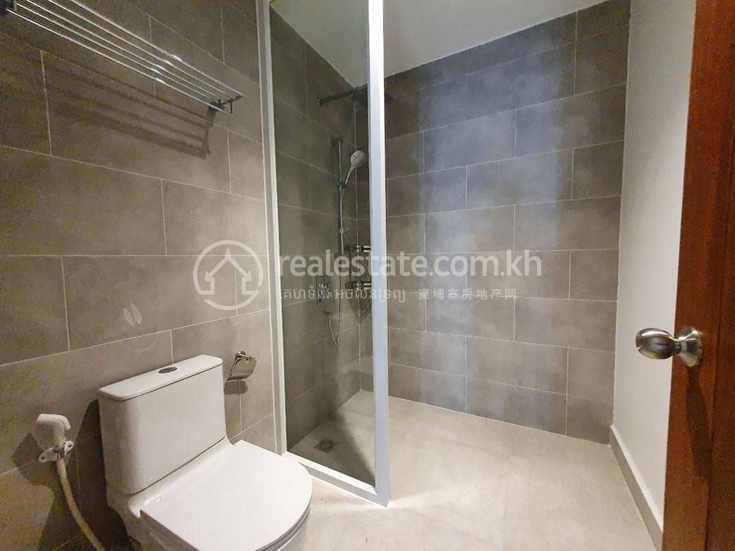 3 Bedrooms Apartment For Rent for $2,700
