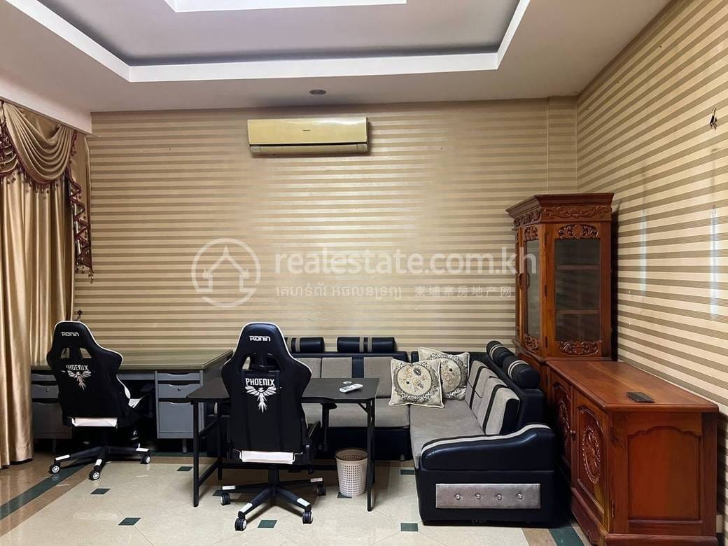 Nirouth House and lot For Rent in Nirouth