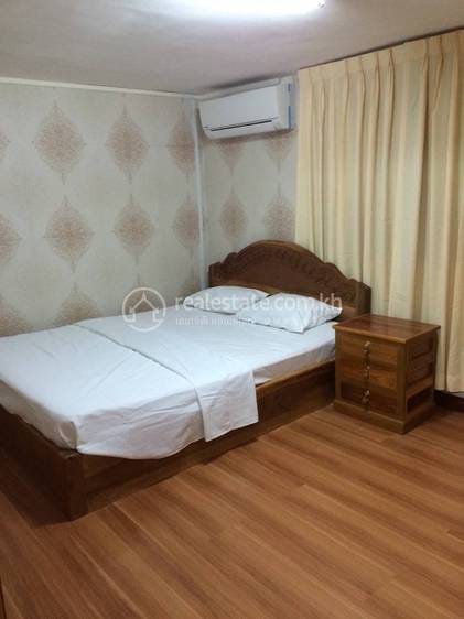Daun Penh House and lot For Rent in Daun Penh