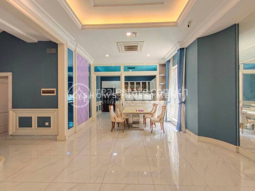 วิลล่า สำหรับเช่า ใน Chbar Ampov $4,500