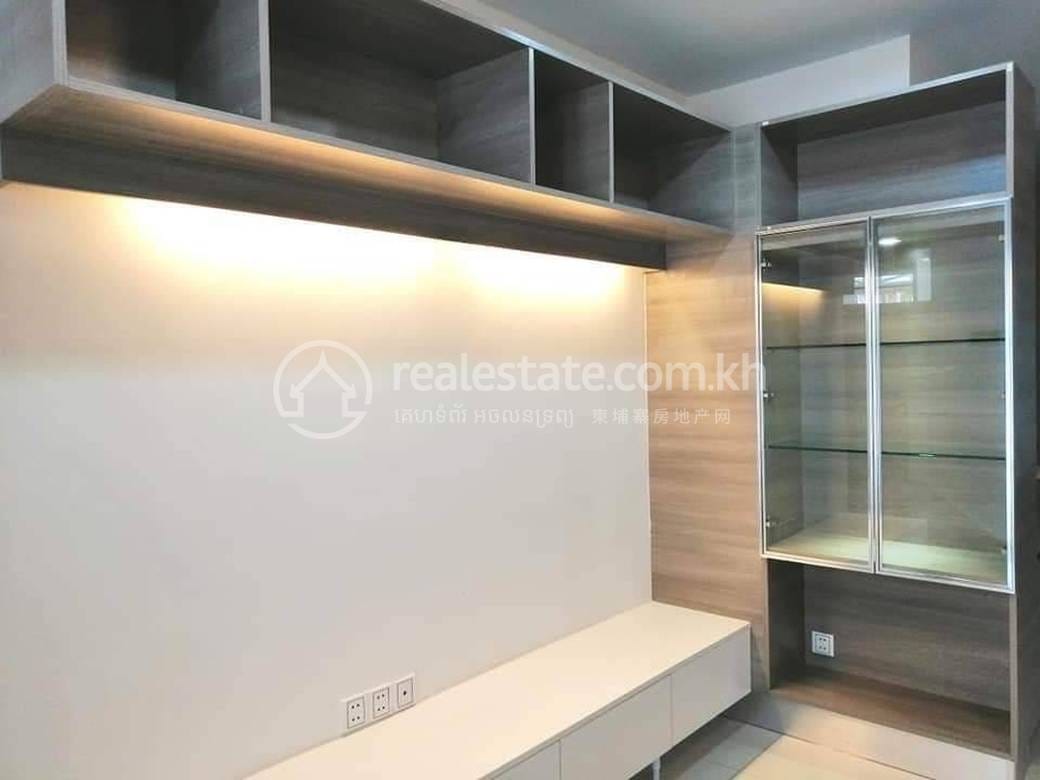 Villa Jumelle À louer à Chbar Ampov $650
