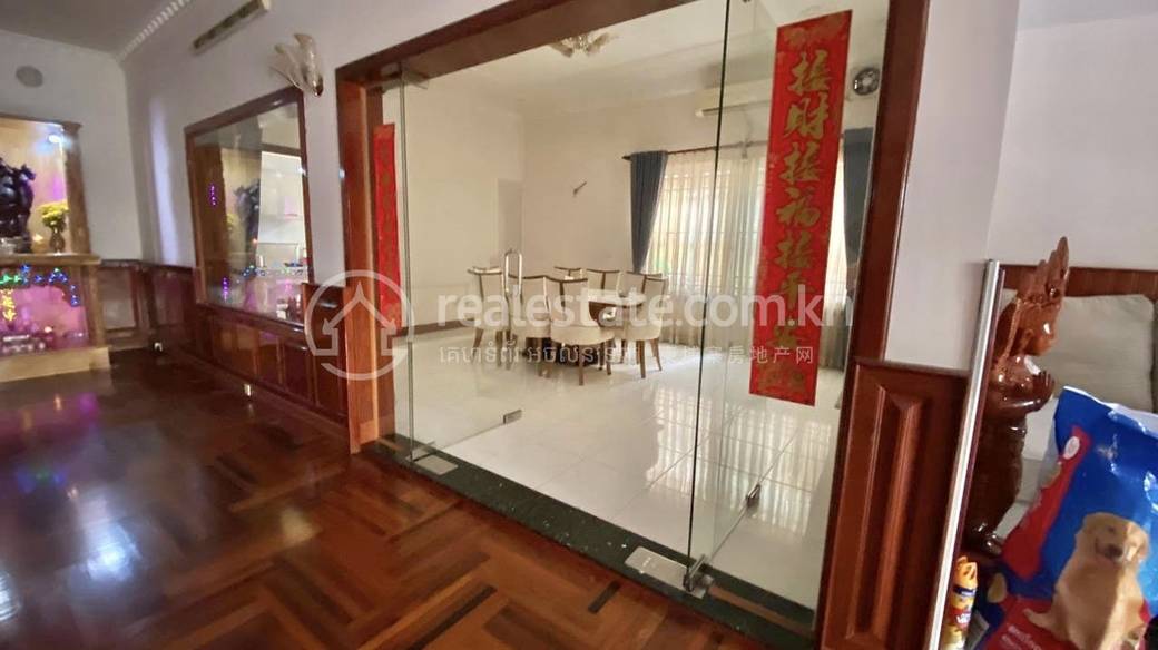 Villa For Rent in Boeng Keng Kang $8,500