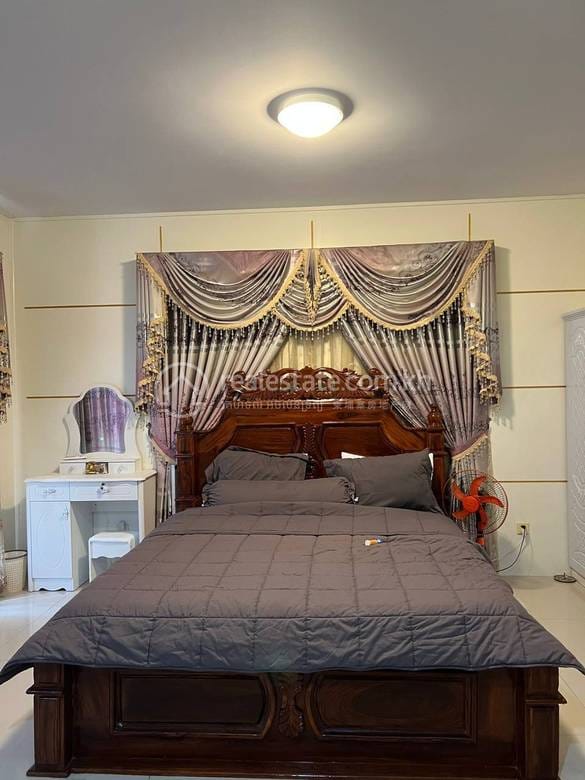 Chbar Ampov House and lot For Rent in Chbar Ampov